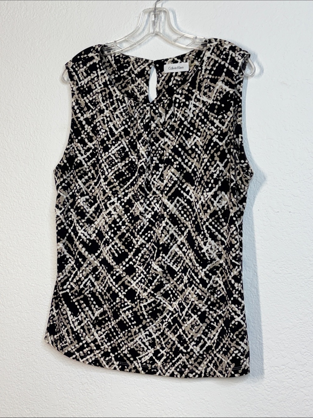 Calvin Klein Sleeveless Shell Blouse Print Black and Cream - Picture 3 of 7
